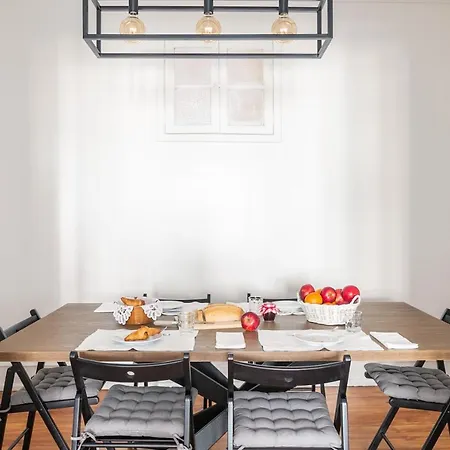 140m² 4 slaapkamer, 2 privé badkamer Appartement in Sao Joao de Deus Lissabon Buitenkant foto