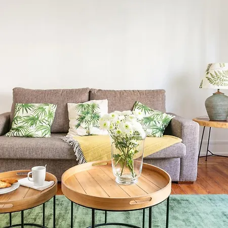 140m² 4 slaapkamer, 2 privé badkamer Appartement in Sao Joao de Deus Lissabon Buitenkant foto