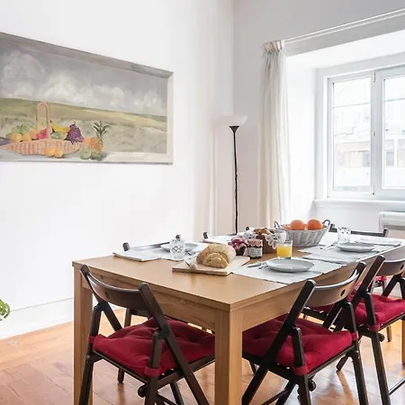 140m² 4 slaapkamer, 2 privé badkamer Appartement in Sao Joao de Deus Lissabon Buitenkant foto