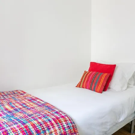 140m² 4 slaapkamer, 2 privé badkamer Appartement in Sao Joao de Deus Lissabon Buitenkant foto