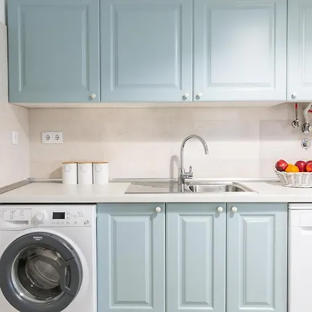 140m² 4 slaapkamer, 2 privé badkamer Appartement in Sao Joao de Deus Lissabon Buitenkant foto