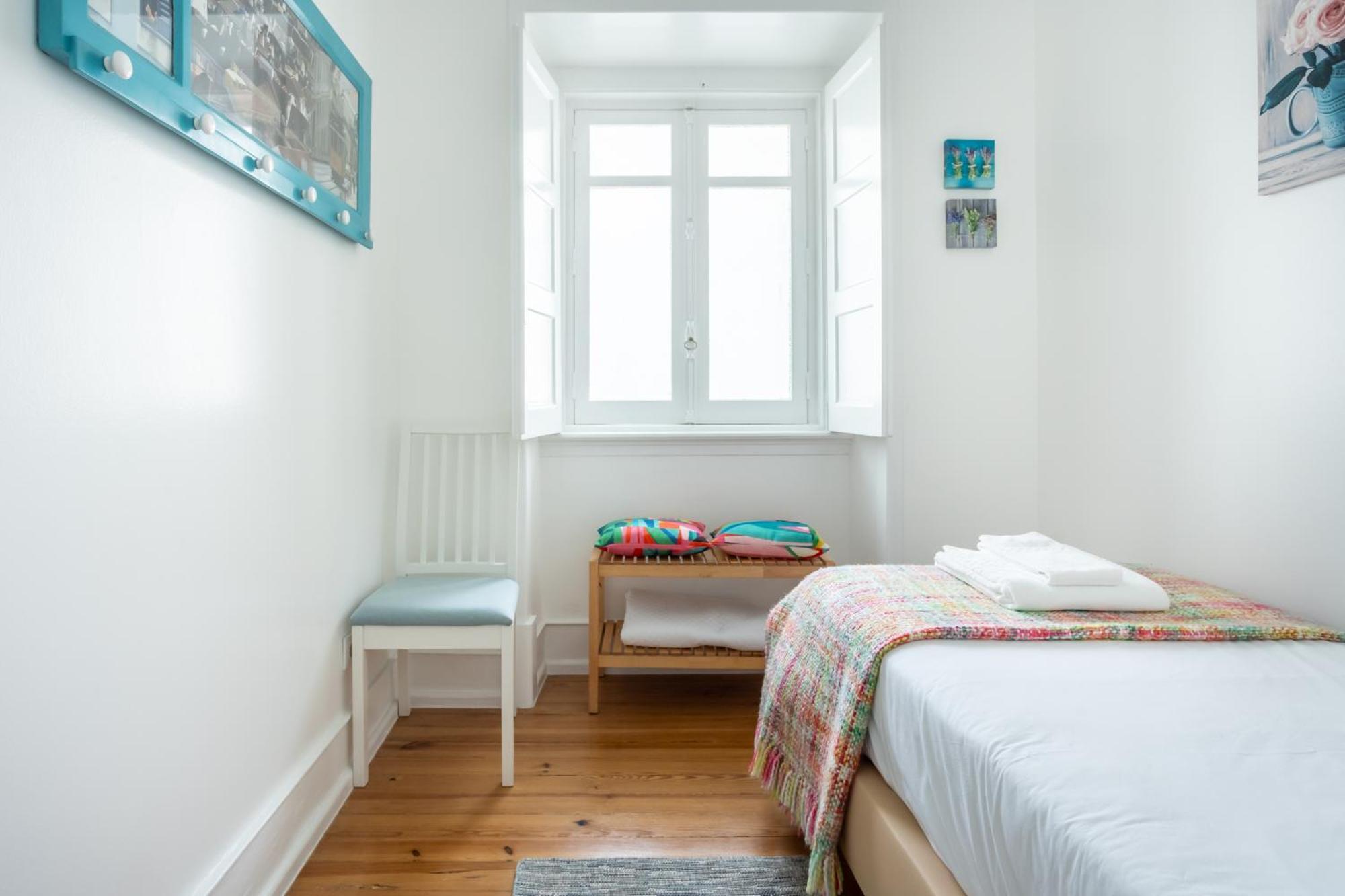 140m² 4 Slaapkamer, 2 Privé Badkamer In Sao Joao De Deus Appartement Lissabon